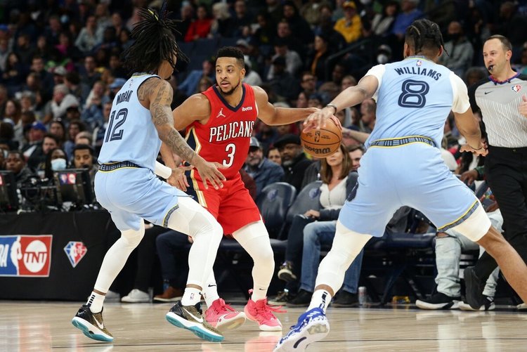 她们依旧是 她们依旧是