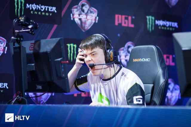 获得广泛的 获得广泛的